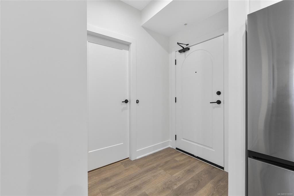 1114 Samar Cres, 1018009, BC,