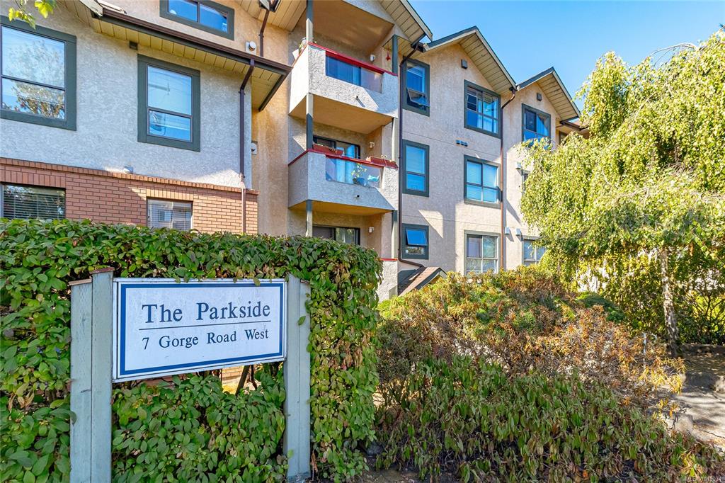 Third View of 7 Gorge Rd W, The Parkside, Saanich, BC, V9A 1L9