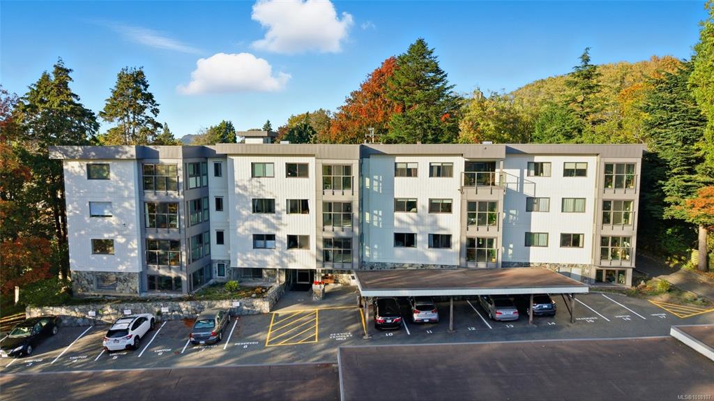 Third View of 1875 Lansdowne Rd, Dean House, Saanich, BC, V8P 1A9