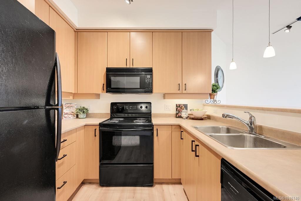 Fourth View of 1115 Craigflower Rd, The Ironwood, Esquimalt, BC, V9A 7R1