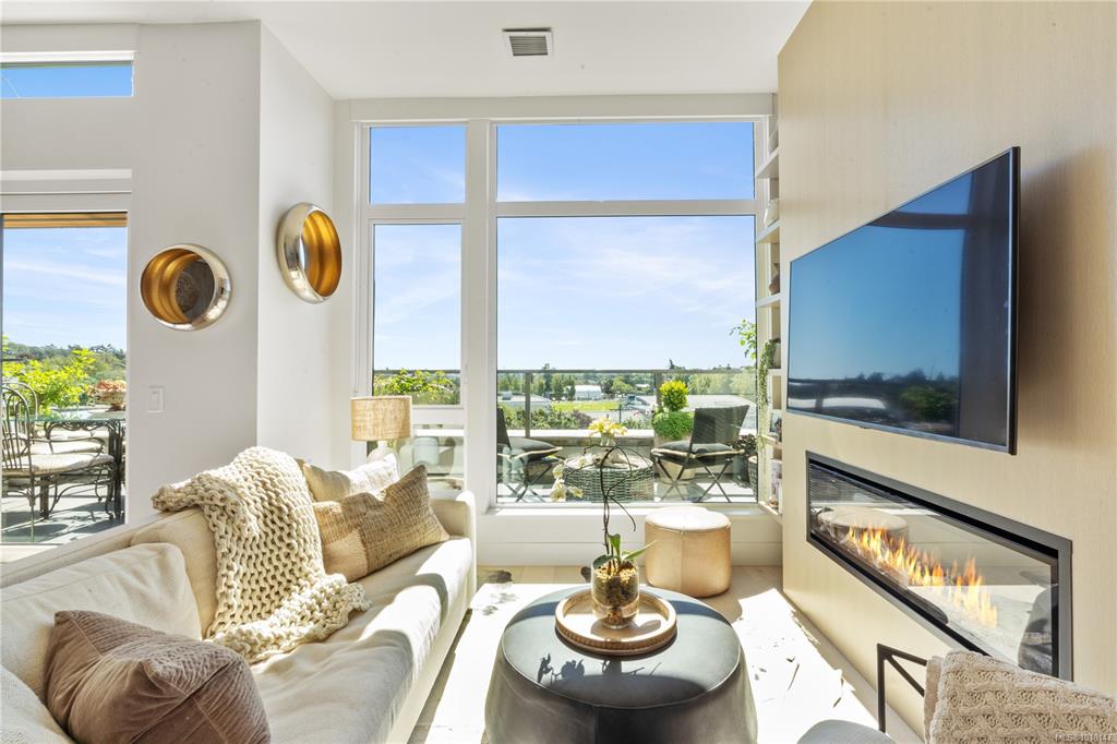 1216 Carlisle Ave, 1018147, BC,