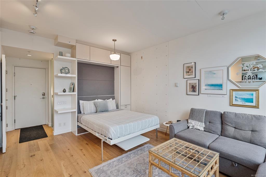 Fifth View of 456 Pandora Ave, Victoria, BC, V8W 0E3