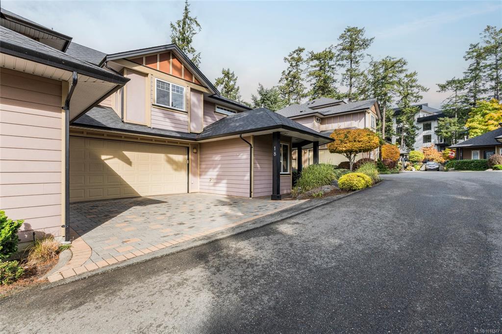 Fourth View of 15 Helmcken Rd, View Royal, BC, V8Z 5G5