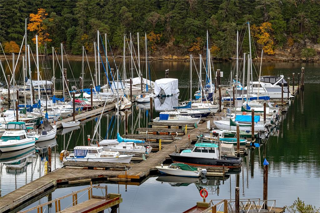 1250 Stewart Ave, 1018242, BC,