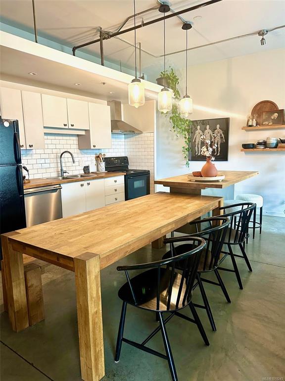 455 Sitkum Rd, 1018245, BC,