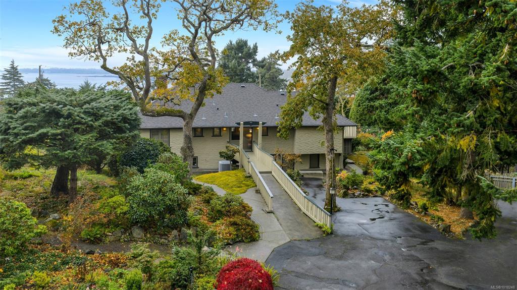 Third View of 2850 Sea View Rd, Saanich, BC, V8N 1K8