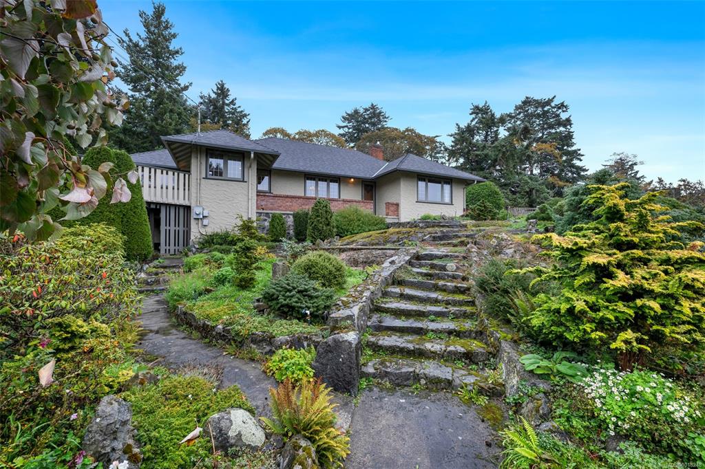 Fifth View of 2850 Sea View Rd, Saanich, BC, V8N 1K8