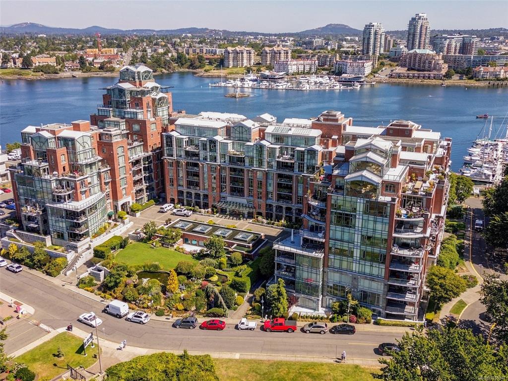 Second View of 21 Dallas Rd, SHOAL POINT, Victoria, BC, V9A 4Z9