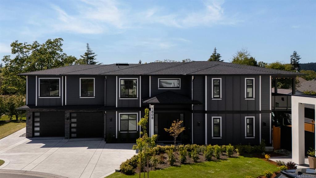 Third View of 1808 Feltham Rd, Saanich, BC, V8N 2A6