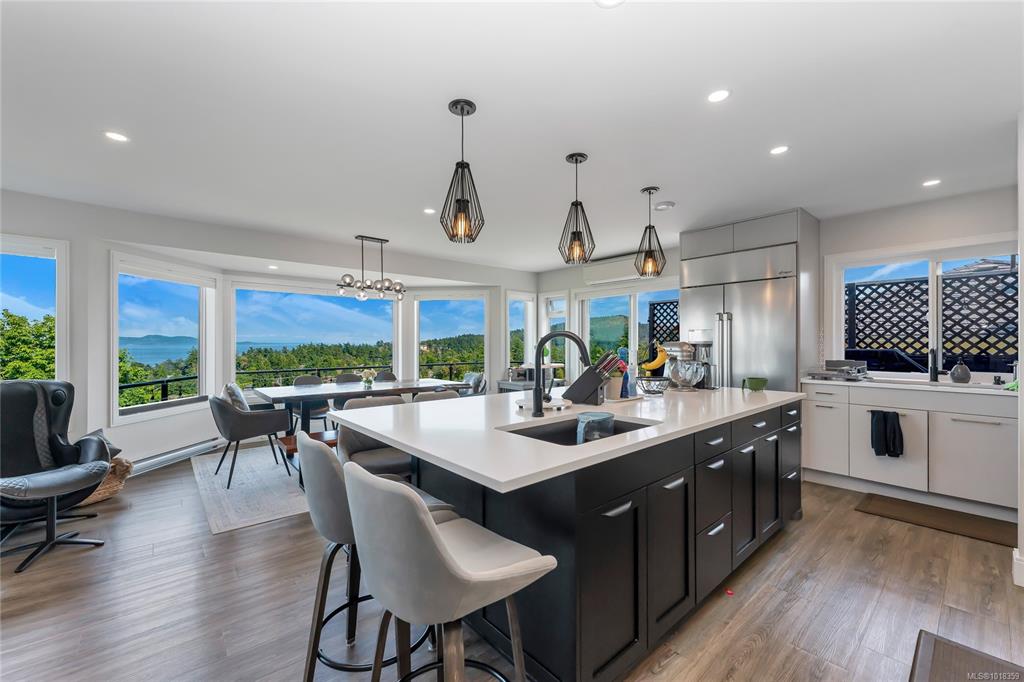 Fifth View of 972 Seapearl Pl, Saanich, BC, V8Y 2X2