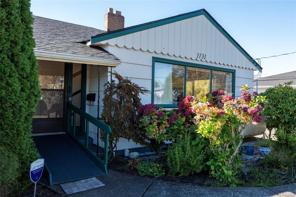 Fourth View of 1131 Heald Ave, Esquimalt, BC, V9A 5J7