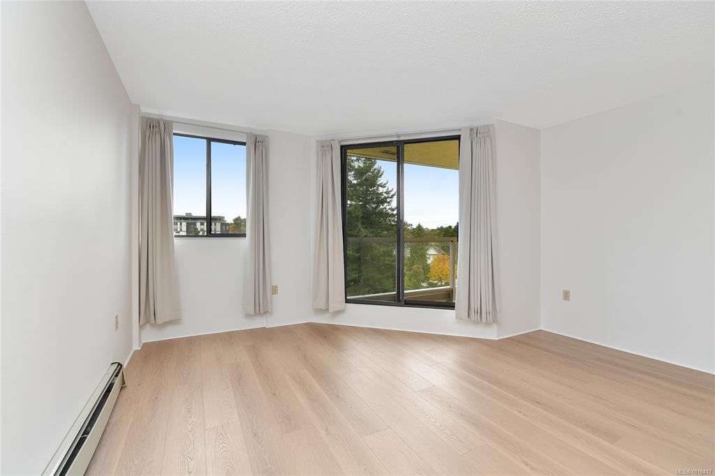 Third View of 1745 Leighton Rd, Harrington House, Victoria, BC, V8R 6R6