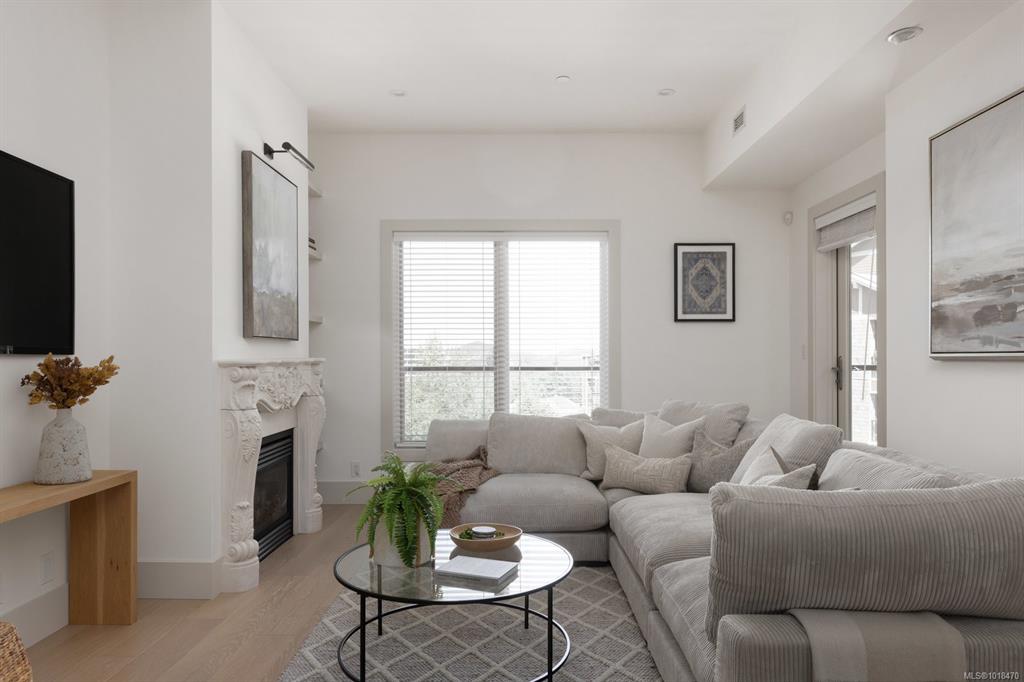 1335 Bear Mountain Pkwy, 1018470, BC,