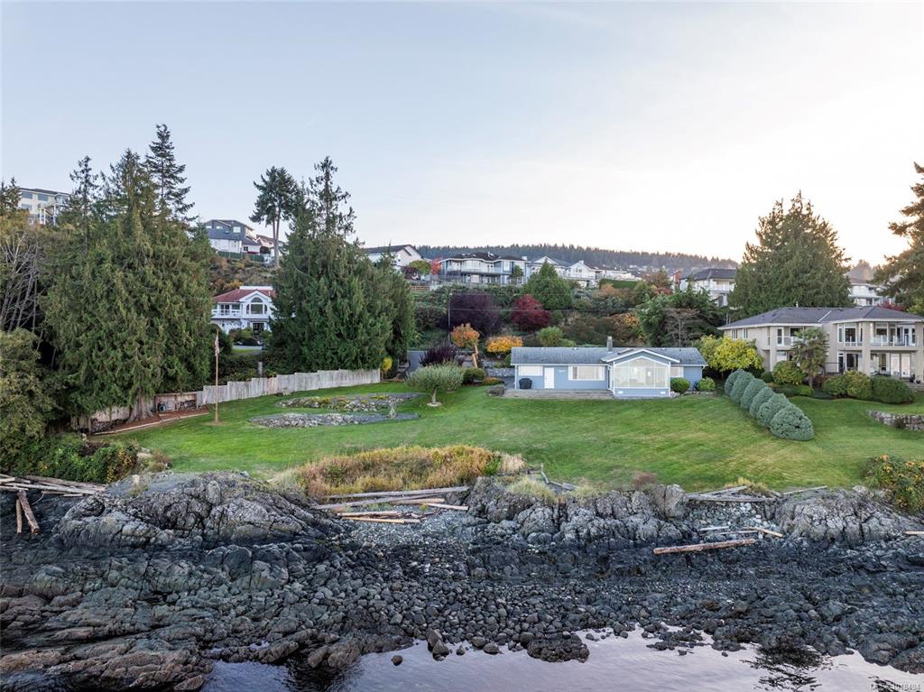 5020 5010 Fillinger Cres, 1018494, BC,