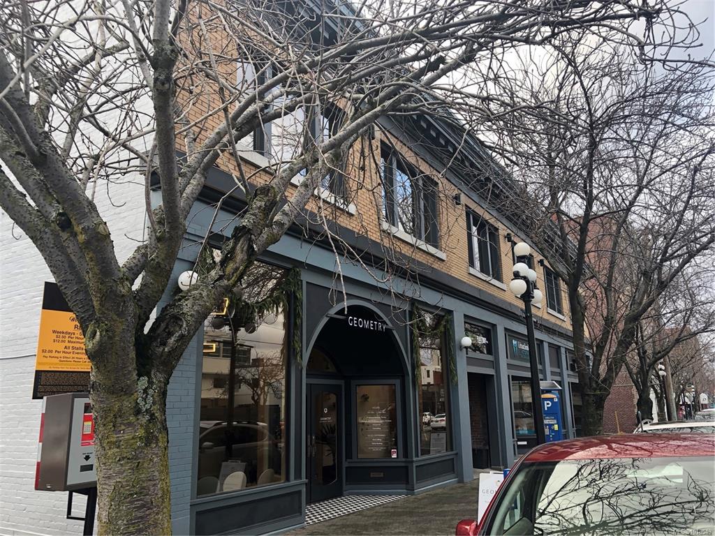 Second View of 825 Broughton St, Victoria, BC, V8W 1E5