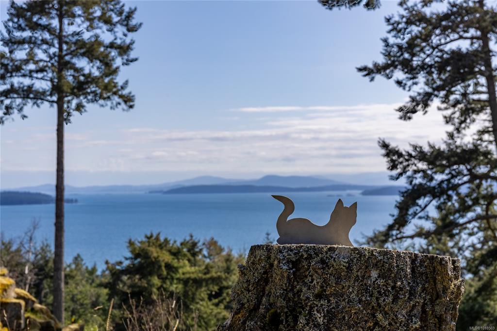 Third View of 2628 Lighthouse Lane, Pender Island, BC, V0N 2M2