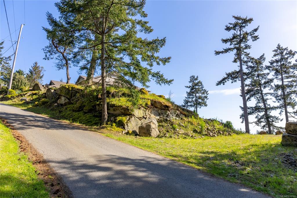 Fifth View of 2628 Lighthouse Lane, Pender Island, BC, V0N 2M2