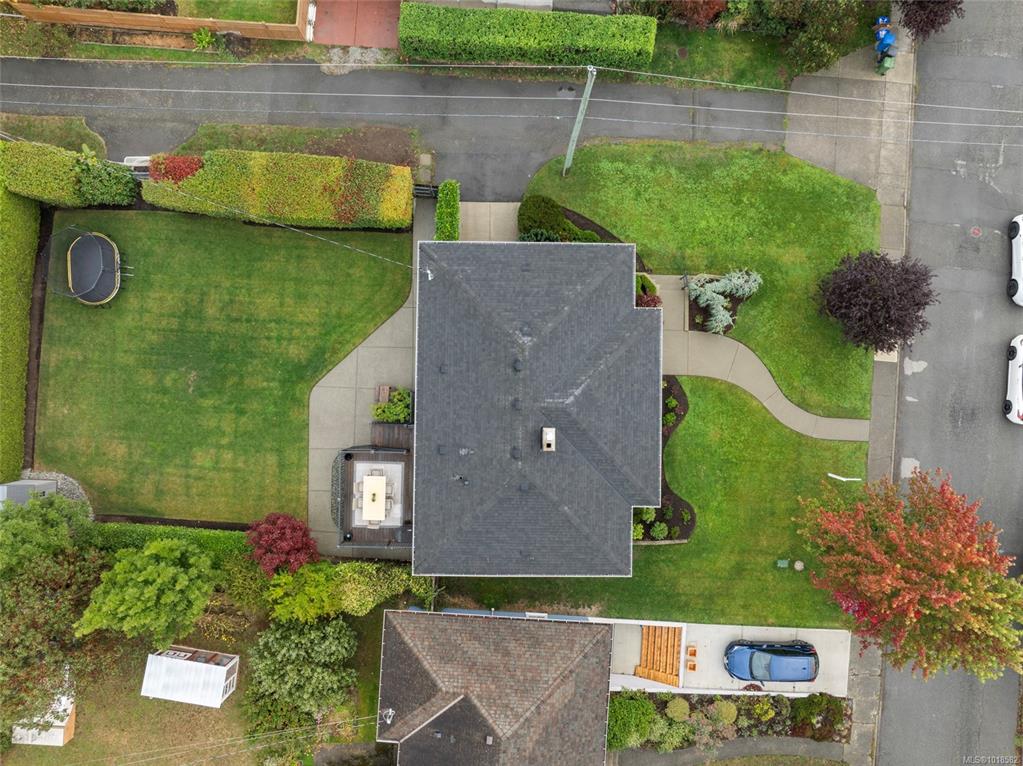 Fifth View of 2248 Pacific Ave, Oak Bay, BC, V8R 2V5