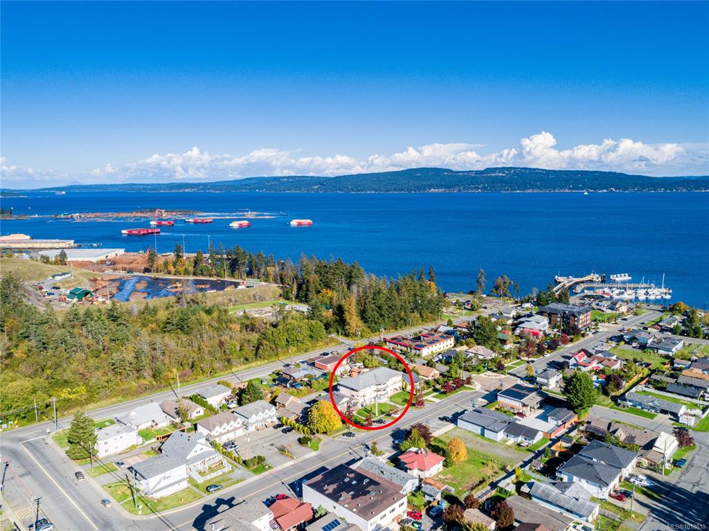 1587 Joan Ave, 1018610, BC,