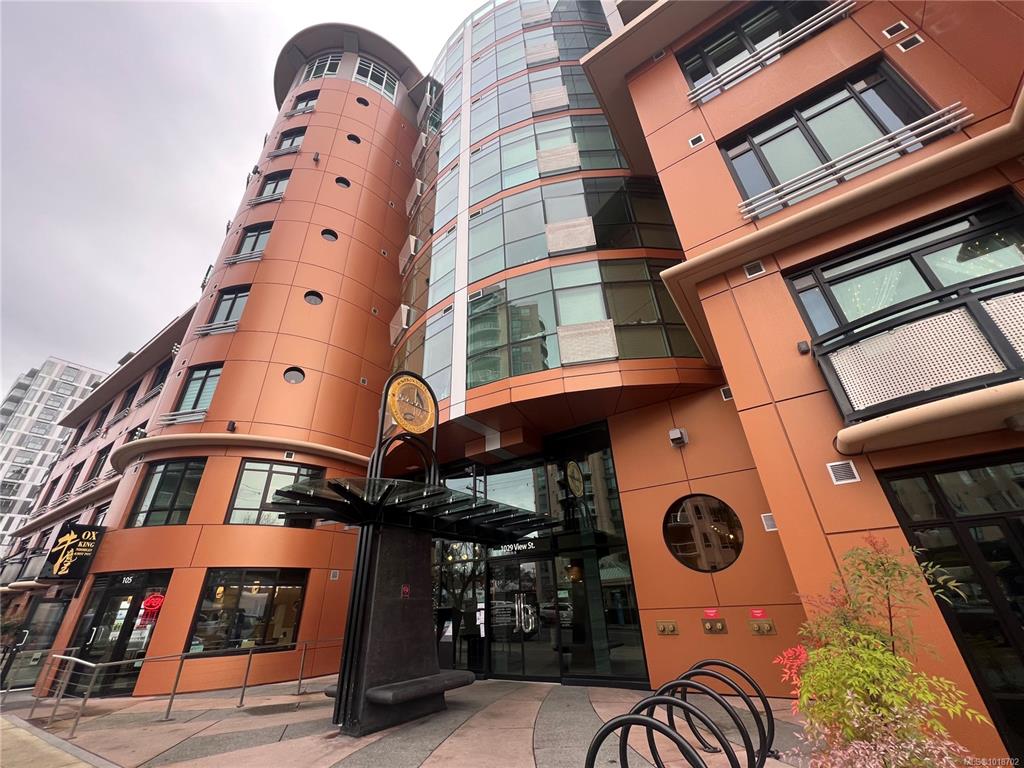 MLS® listing #30173973 for sale located at 1029 View St