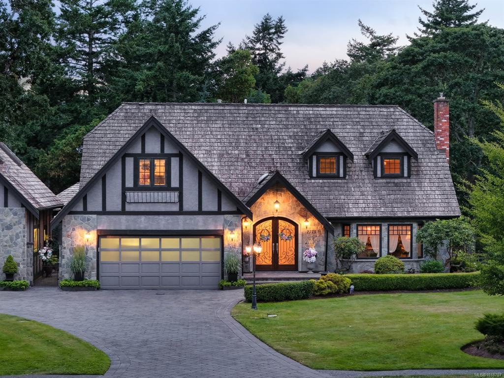 Fourth View of 2773 Arbutus Rd, Saanich, BC, V8N 5X8