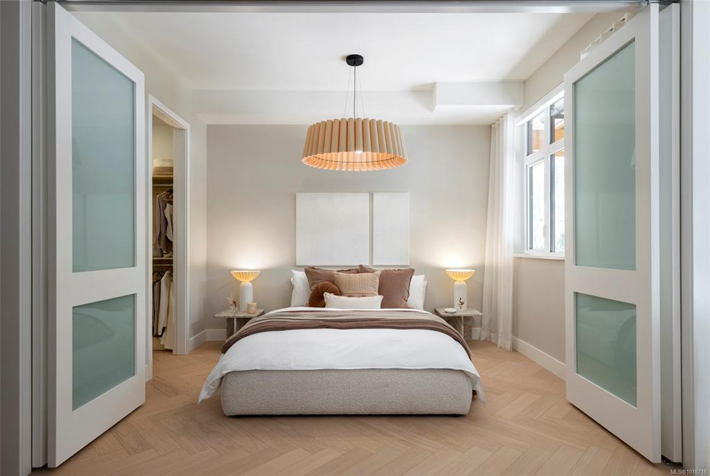 Fifth View of 427 Lampson St, Esquimalt, BC, V9A 0K5