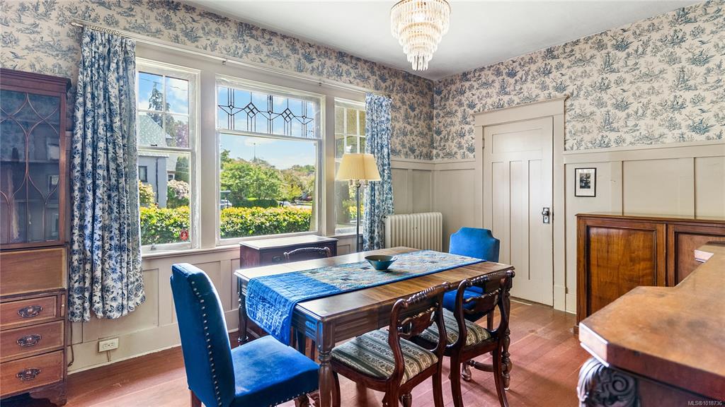 Third View of 1296 Richardson St, Victoria, BC, V8V 3E1