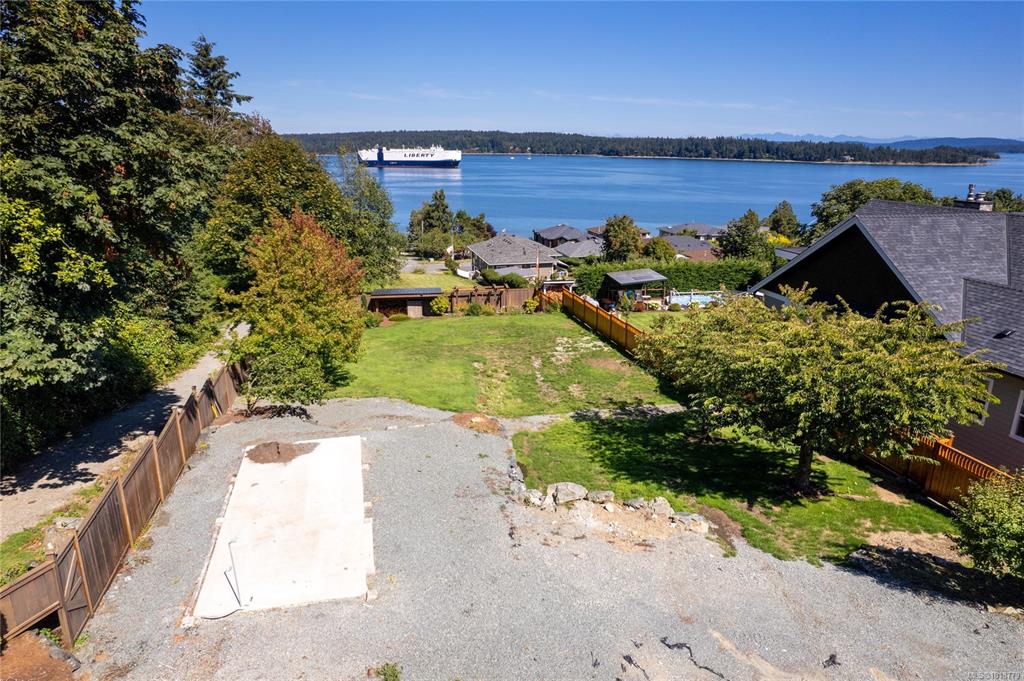 401 Chemainus Rd, 1018779, BC,