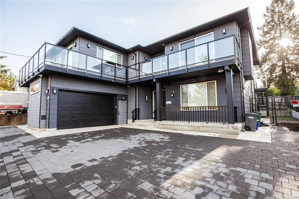 Second View of 741 Snowdrop Ave, Saanich, BC, V8Z 2N3