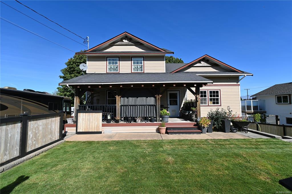 820 10th Ave, 1018808, BC,