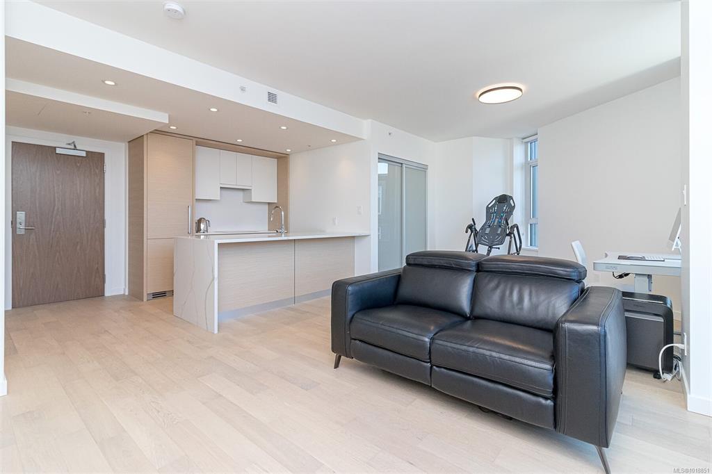 Fourth View of 530 Michigan St, Capital Park, Victoria, BC, V8V 0G2