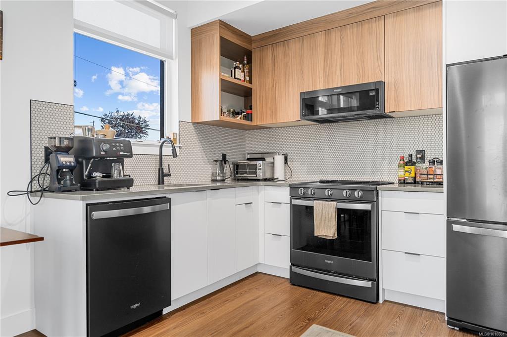 Third View of 515 Chatham St, Ironworks, Victoria, BC, V8T 0C8