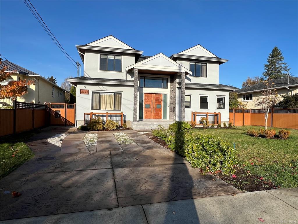 Third View of 2328 Dunlevy St, Oak Bay, BC, V8R 5Y9