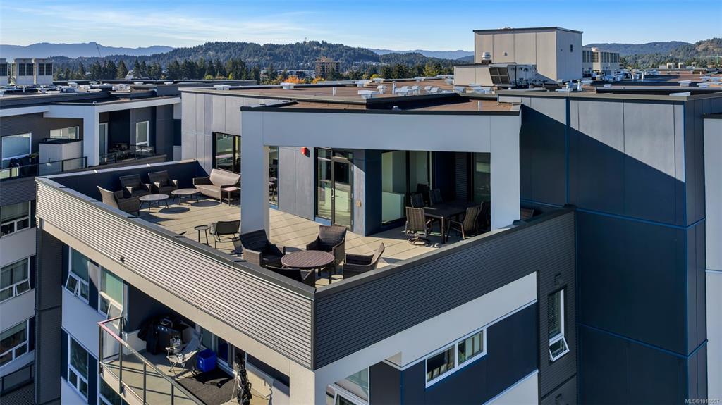 947 Whirlaway Cres, 1018867, BC,