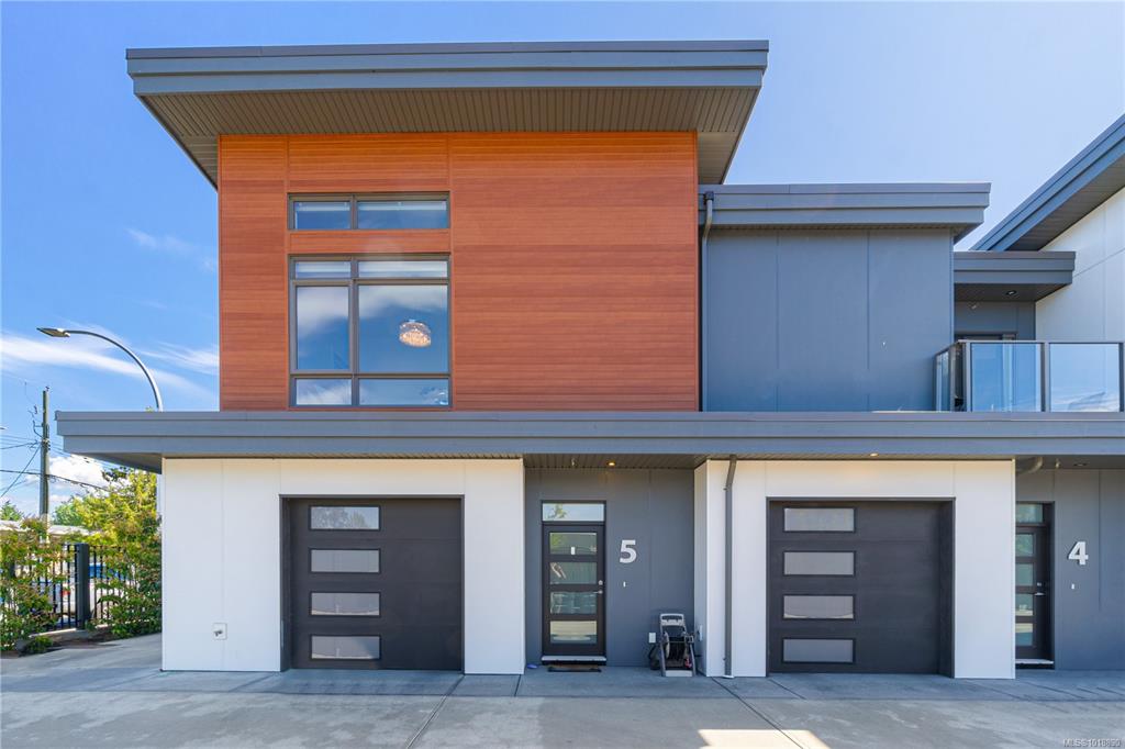 243 Corfield St S, 1018890, BC,