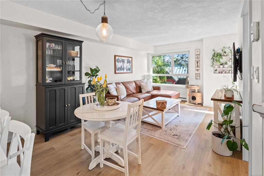 Fourth View of 2245 James White Blvd, Lady James, Sidney, BC, V8L 1Z5