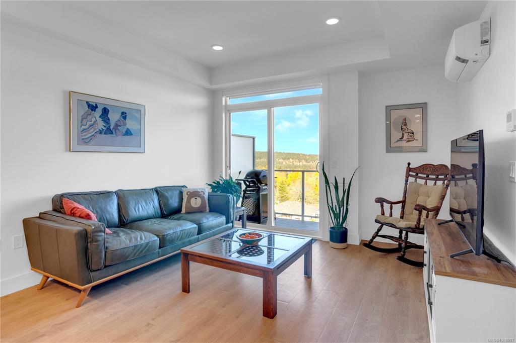 201 Dogwood Dr, 1018907, BC,