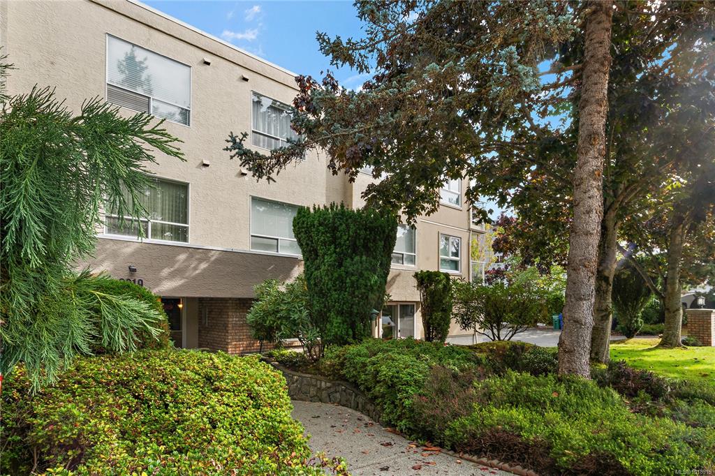 9919 Fourth St, 1018919, BC,