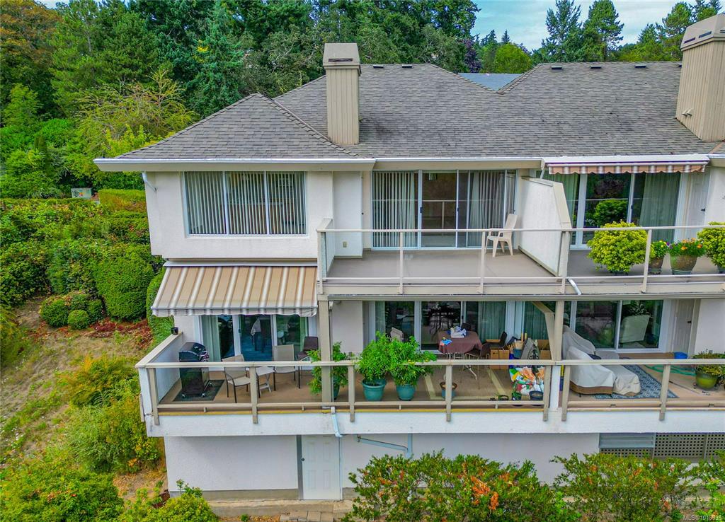 895 Royal Oak Ave, 1018938, BC,