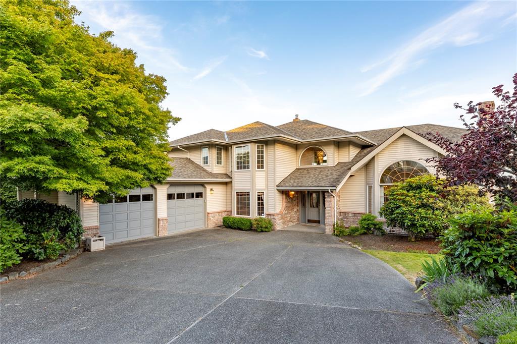 3303 Wavecrest Dr, 1018960, BC,