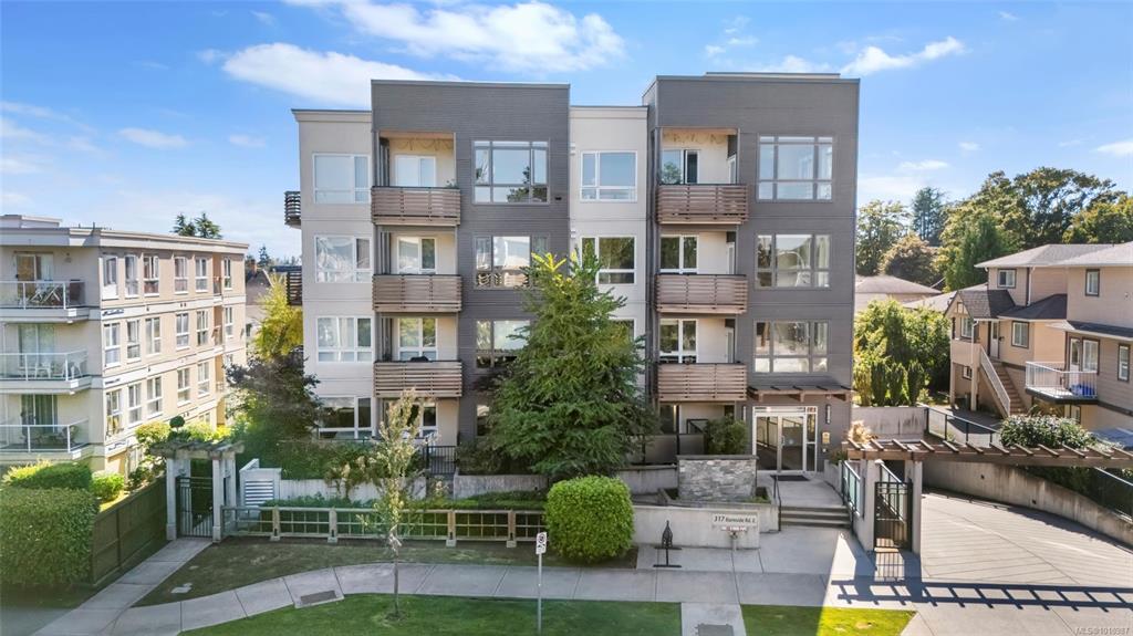 Third View of 317 Burnside Rd E, Victoria, BC, V9A 1A6