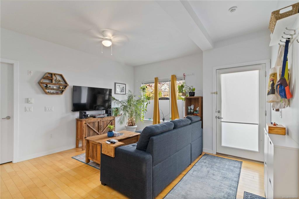 Fifth View of 4050 Douglas St, Christmas Hill Green, Saanich, BC, V8X 0A5