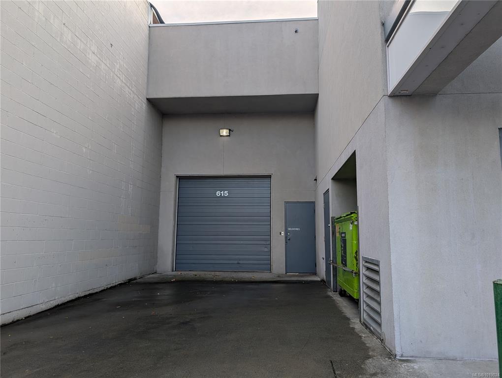 Fourth View of 615 Discovery St, Victoria, BC, V8G 5T4