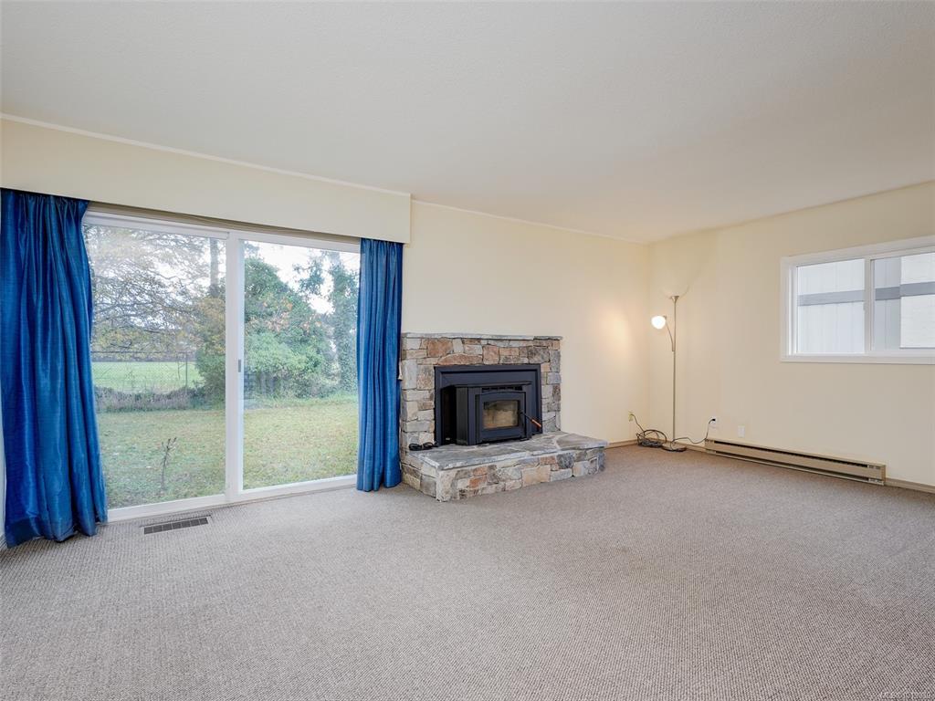 Fourth View of 3987 Gordon Head Rd, Saanich, BC, V8N 3X5