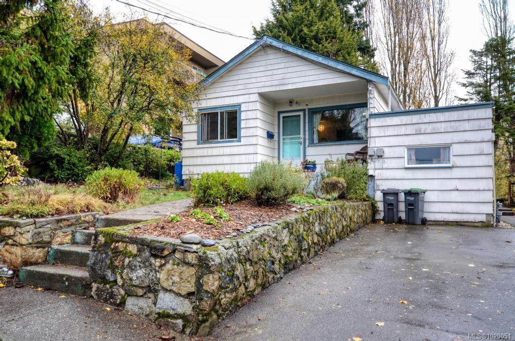 Third View of 871 Fleming St, Esquimalt, BC, V9A 5V3