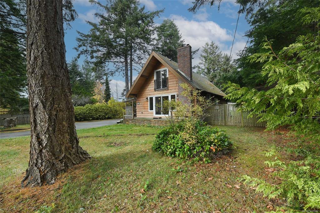 1210 Wilkinson Rd, 1020087, BC,