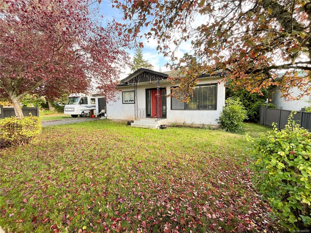 Third View of 1193 Dignan Rd, Central Saanich, BC, V8M 1H4