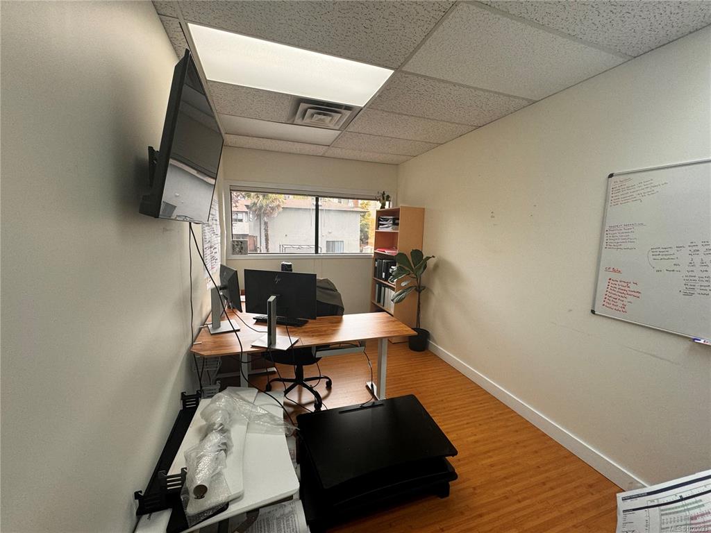 Fourth View of 1175 Cook St, Victoria, BC, V8V 4A1