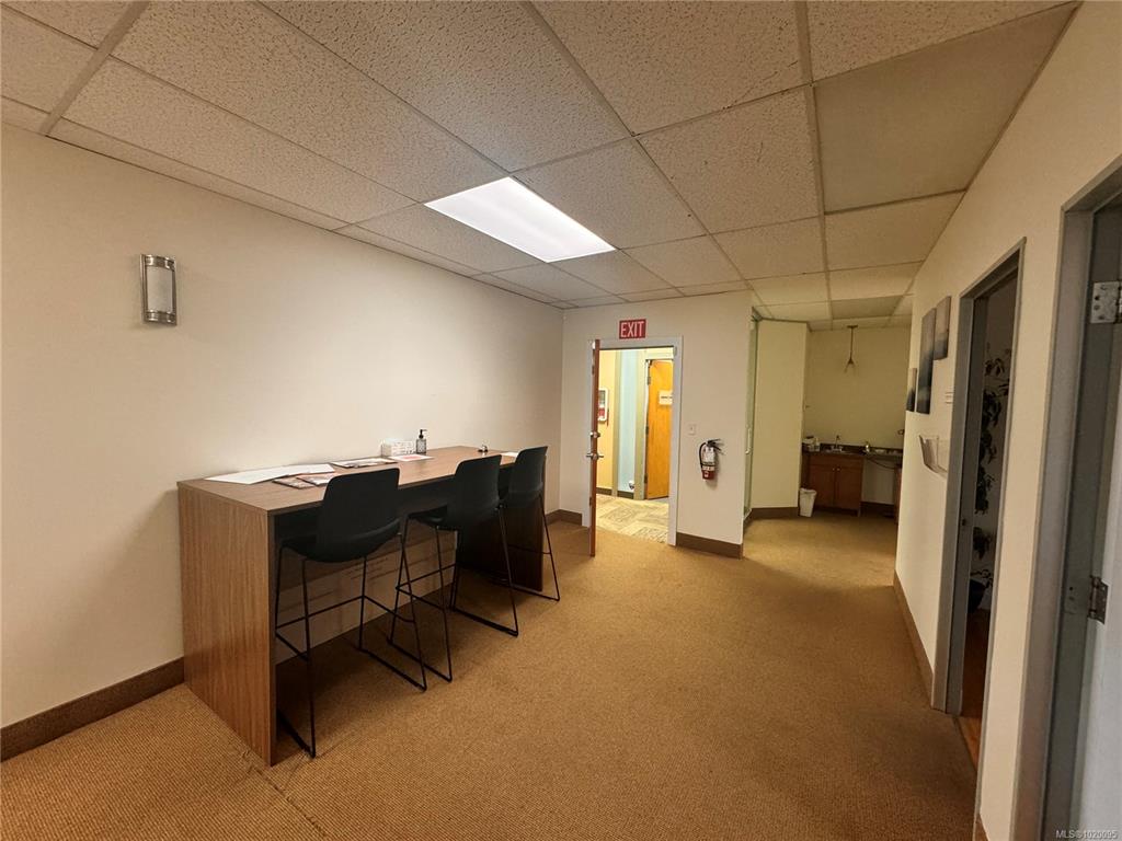 Fifth View of 1175 Cook St, Victoria, BC, V8V 4A1