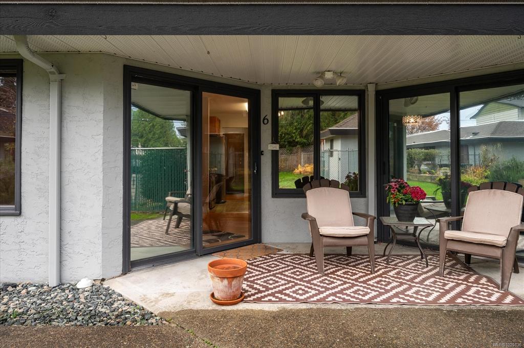 Third View of 219 Bagshaw St, PIONEER MANOR, Parksville, BC, V9P 2H3